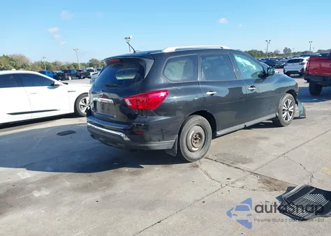 2017 Nissan Pathfinder S z USA, uszkodzony, nr VIN 5N1DR2MN9HC604693
